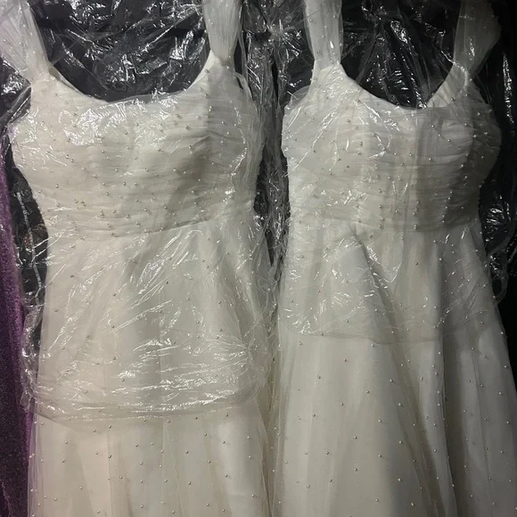 Voodoo Vixen Betsy Bridal Tulle and Pearl Tea length Dress - Picture 5 of 7